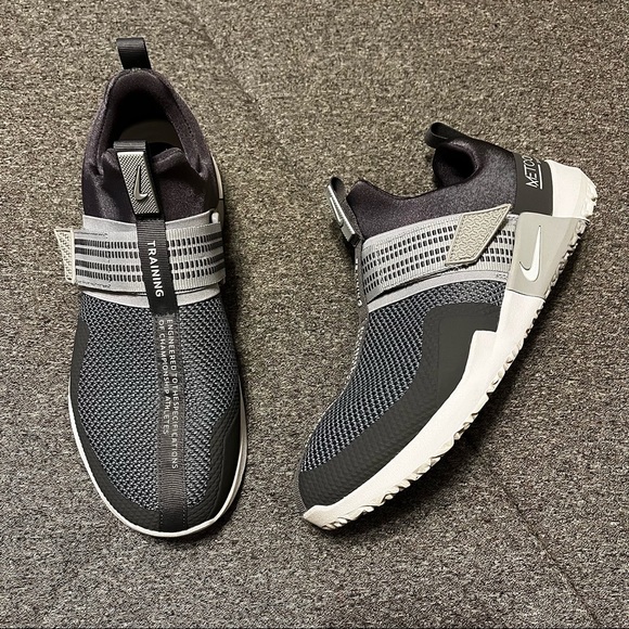 !SOLD! Men’s Grey Nike Metcon Sport Training Shoe - Picture 2 of 12